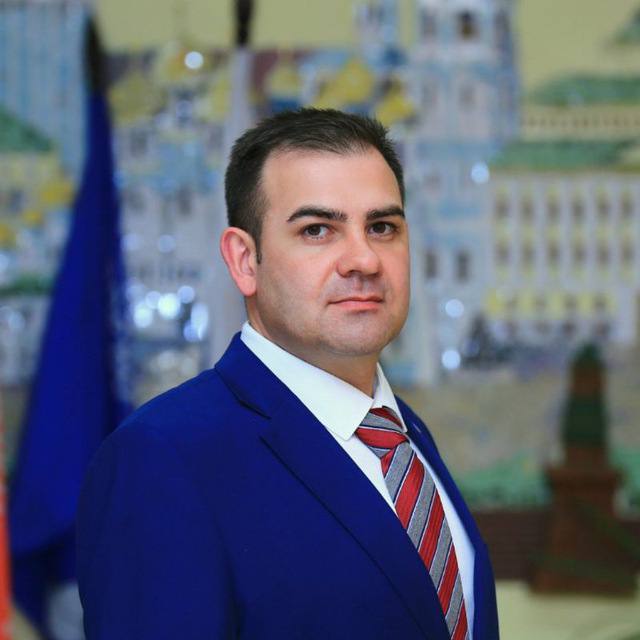 Александр Петрович